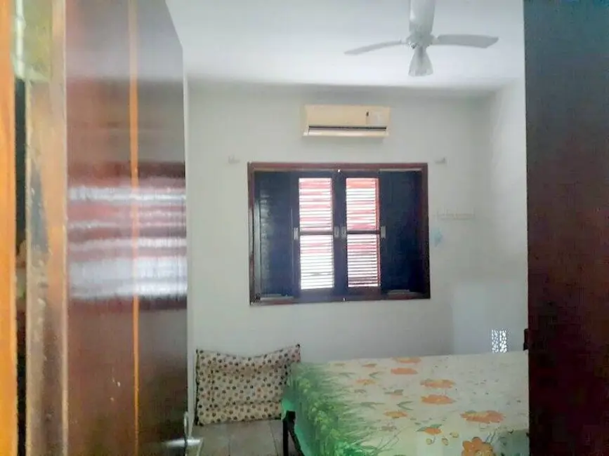 Casa com 5 quartos à venda, 560m2 em Peruibe - SP - imagem 9 Foto 9 de Casa com 5 quartos à venda, 560m2 em Peruibe - SP