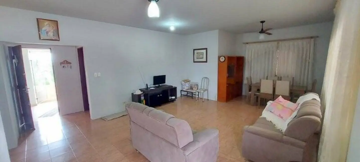 Foto 1 de Apartamento com 2 quartos à venda em Peruibe - SP