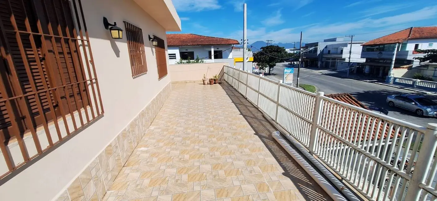 Foto 1 de Apartamento com 2 quartos à venda em Peruibe - SP