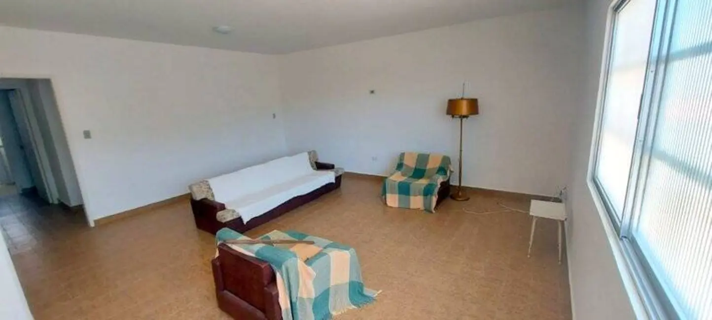 Foto 3 de Casa com 4 quartos à venda, 300m2 em Peruibe - SP