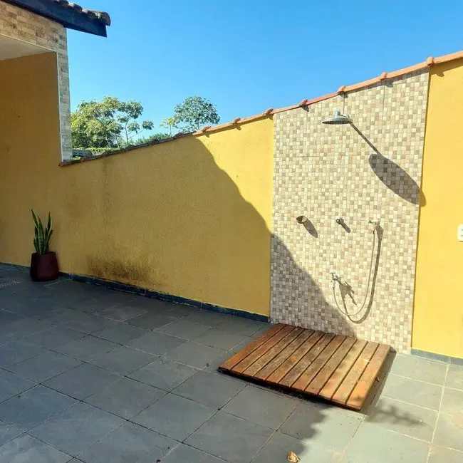 Casa com 3 quartos à venda, 360m2 em Peruibe - SP - imagem 6 Foto 6 de Casa com 3 quartos à venda, 360m2 em Peruibe - SP
