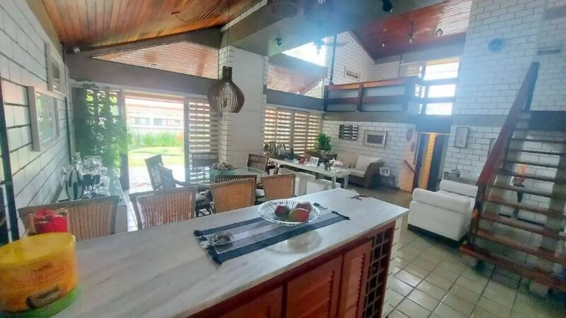 Casa com 5 quartos à venda, 600m2 em Peruibe - SP - imagem 5 Foto 5 de Casa com 5 quartos à venda, 600m2 em Peruibe - SP