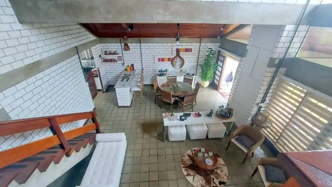 Foto 2 de Casa com 5 quartos à venda, 600m2 em Peruibe - SP