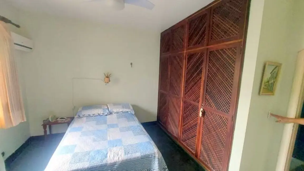 Casa com 3 quartos à venda, 532m2 em Peruibe - SP - imagem 9 Foto 9 de Casa com 3 quartos à venda, 532m2 em Peruibe - SP