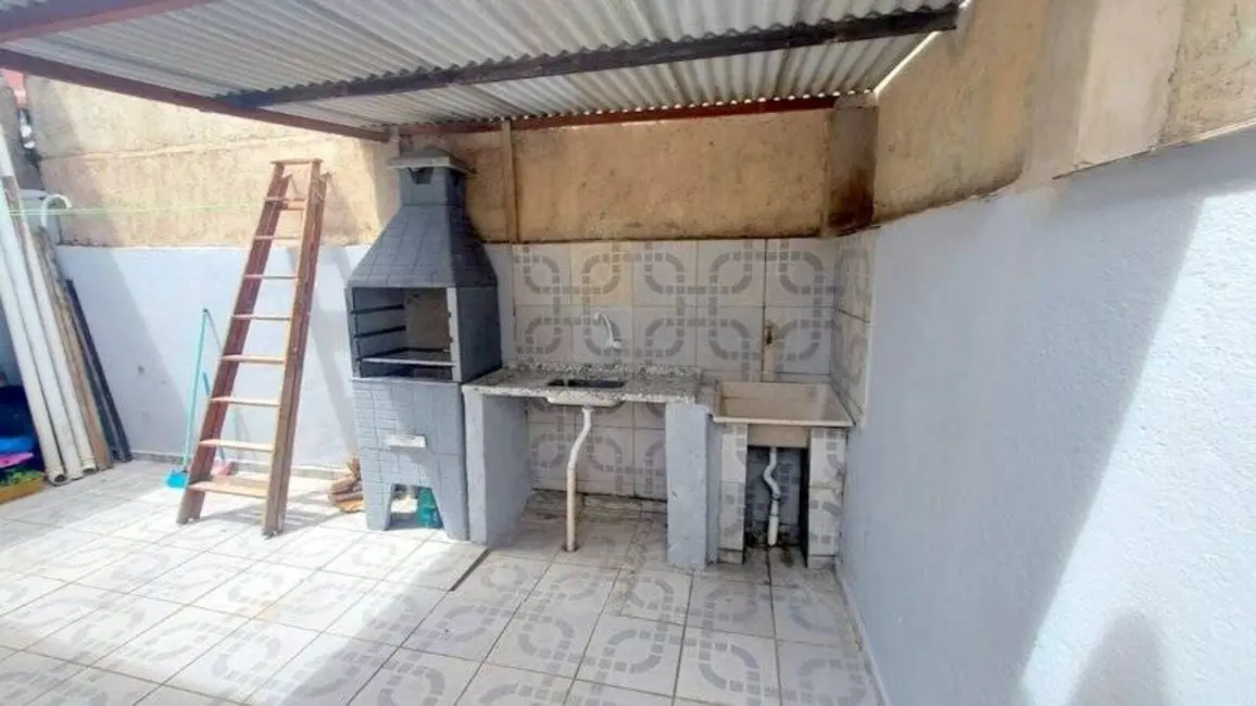 Casa com 2 quartos à venda, 180m2 em Peruibe - SP - imagem 5 Foto 5 de Casa com 2 quartos à venda, 180m2 em Peruibe - SP