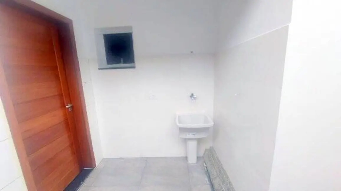 Casa com 2 quartos à venda, 180m2 em Peruibe - SP - imagem 7 Foto 7 de Casa com 2 quartos à venda, 180m2 em Peruibe - SP