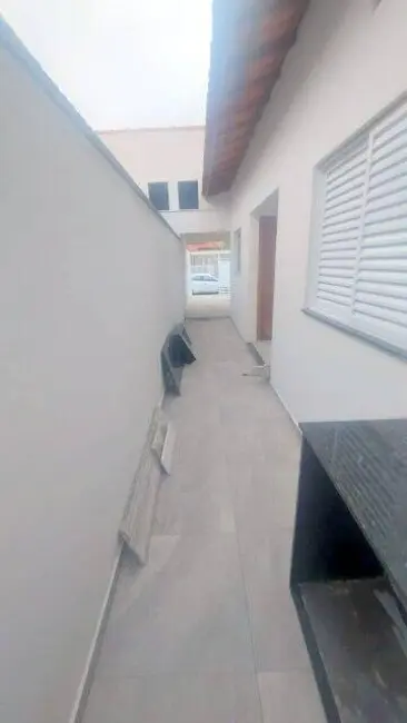 Casa com 2 quartos à venda, 180m2 em Peruibe - SP - imagem 8 Foto 8 de Casa com 2 quartos à venda, 180m2 em Peruibe - SP