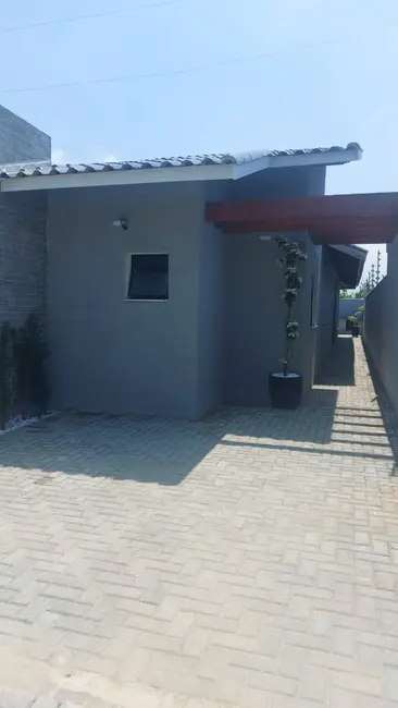 Casa com 3 quartos à venda, 125m2 em Itanhaem - SP - imagem 3 Foto 3 de Casa com 3 quartos à venda, 125m2 em Itanhaem - SP