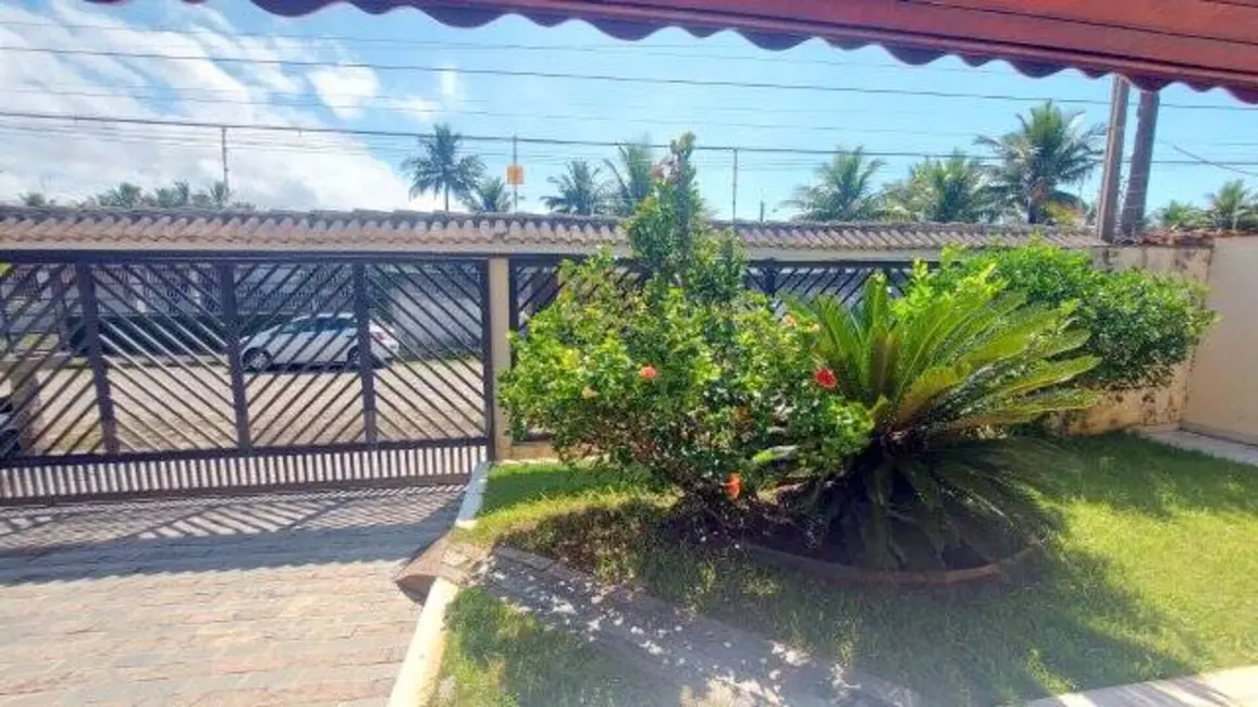 Foto 2 de Casa com 3 quartos à venda, 360m2 em Peruibe - SP