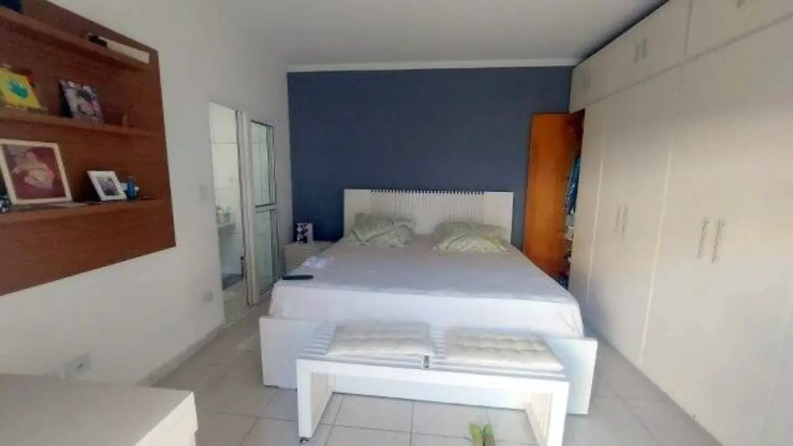 Casa com 3 quartos à venda, 250m2 em Peruibe - SP - imagem 6 Foto 6 de Casa com 3 quartos à venda, 250m2 em Peruibe - SP