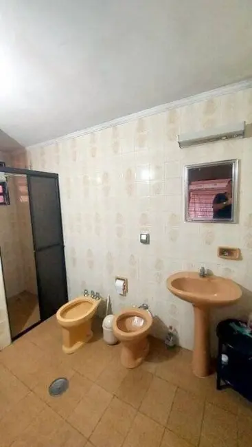 Casa com 1 quarto à venda, 230m2 em Centro, Peruibe - SP - imagem 6 Foto 6 de Casa com 1 quarto à venda, 230m2 em Centro, Peruibe - SP