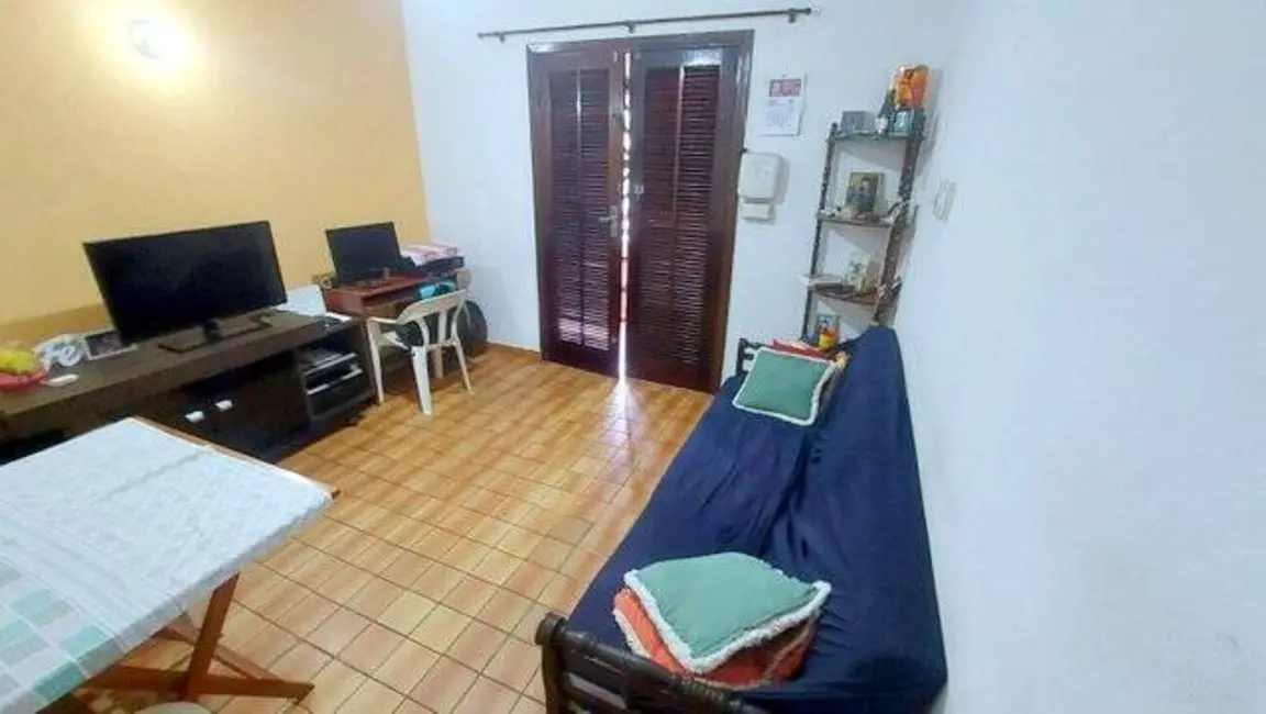 Casa com 1 quarto à venda, 230m2 em Centro, Peruibe - SP - imagem 3 Foto 3 de Casa com 1 quarto à venda, 230m2 em Centro, Peruibe - SP