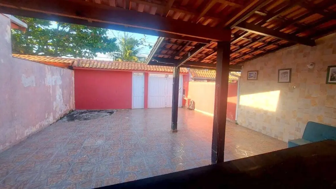 Foto 2 de Casa com 2 quartos à venda, 179m2 em Peruibe - SP