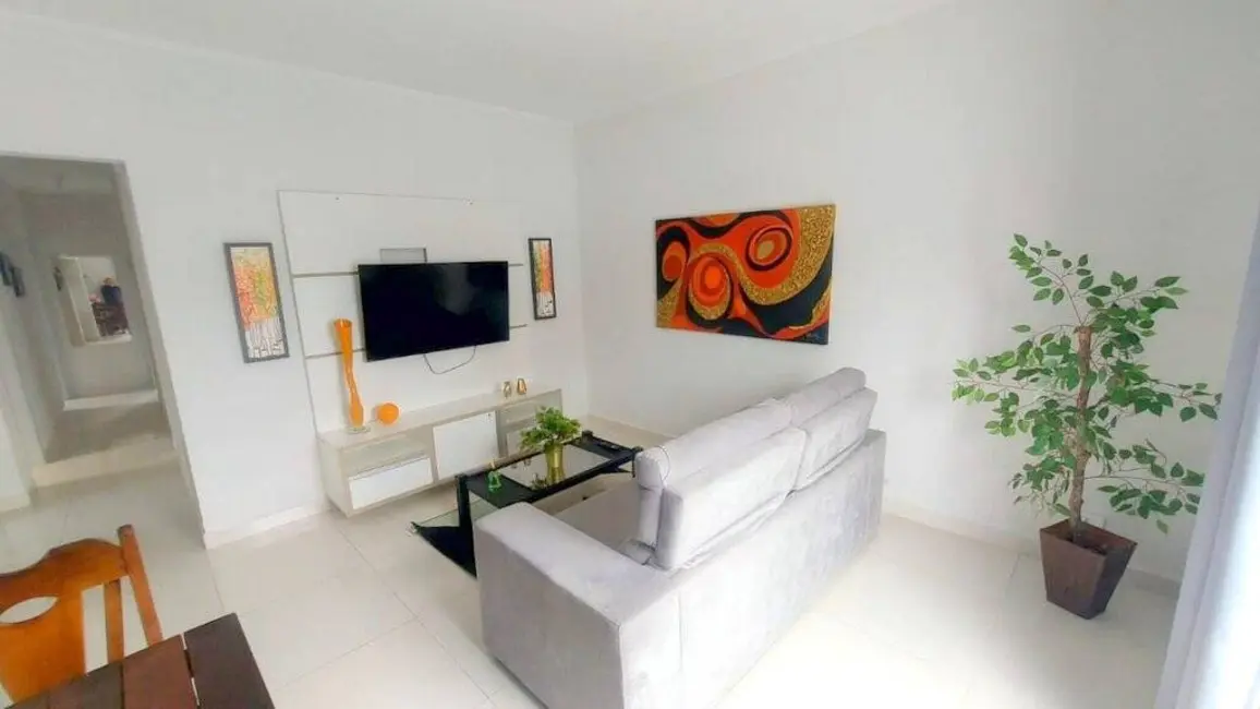 Casa com 5 quartos à venda, 310m2 em Peruibe - SP - imagem 6 Foto 6 de Casa com 5 quartos à venda, 310m2 em Peruibe - SP