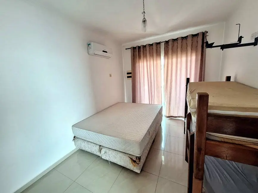 Casa com 4 quartos à venda, 363m2 em Peruibe - SP - imagem 9 Foto 9 de Casa com 4 quartos à venda, 363m2 em Peruibe - SP