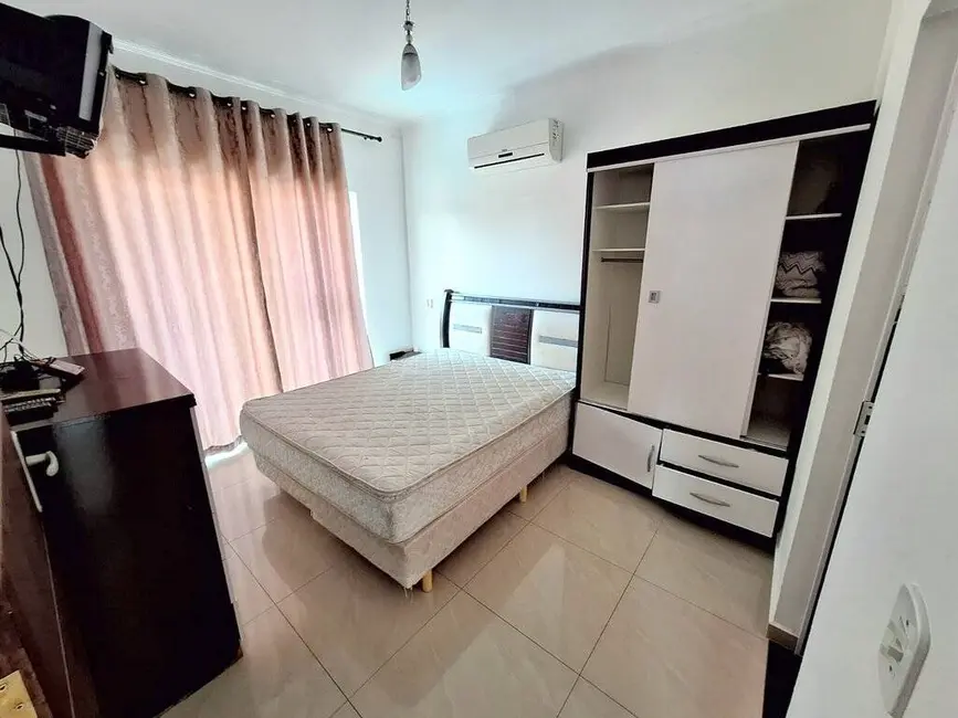 Casa com 4 quartos à venda, 363m2 em Peruibe - SP - imagem 8 Foto 8 de Casa com 4 quartos à venda, 363m2 em Peruibe - SP