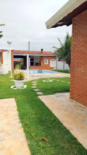 Casa com 4 quartos à venda, 565m2 em Peruibe - SP - imagem 3 Foto 3 de Casa com 4 quartos à venda, 565m2 em Peruibe - SP