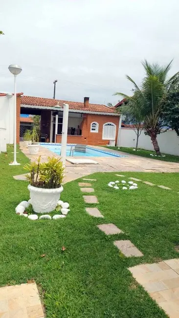 Casa com 4 quartos à venda, 565m2 em Peruibe - SP - imagem 4 Foto 4 de Casa com 4 quartos à venda, 565m2 em Peruibe - SP