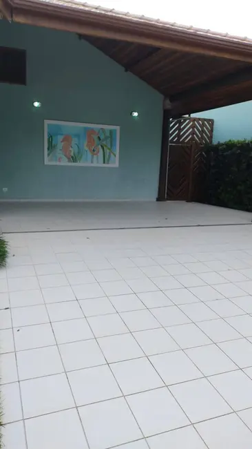 Casa com 3 quartos à venda, 537m2 em Peruibe - SP - imagem 8 Foto 8 de Casa com 3 quartos à venda, 537m2 em Peruibe - SP