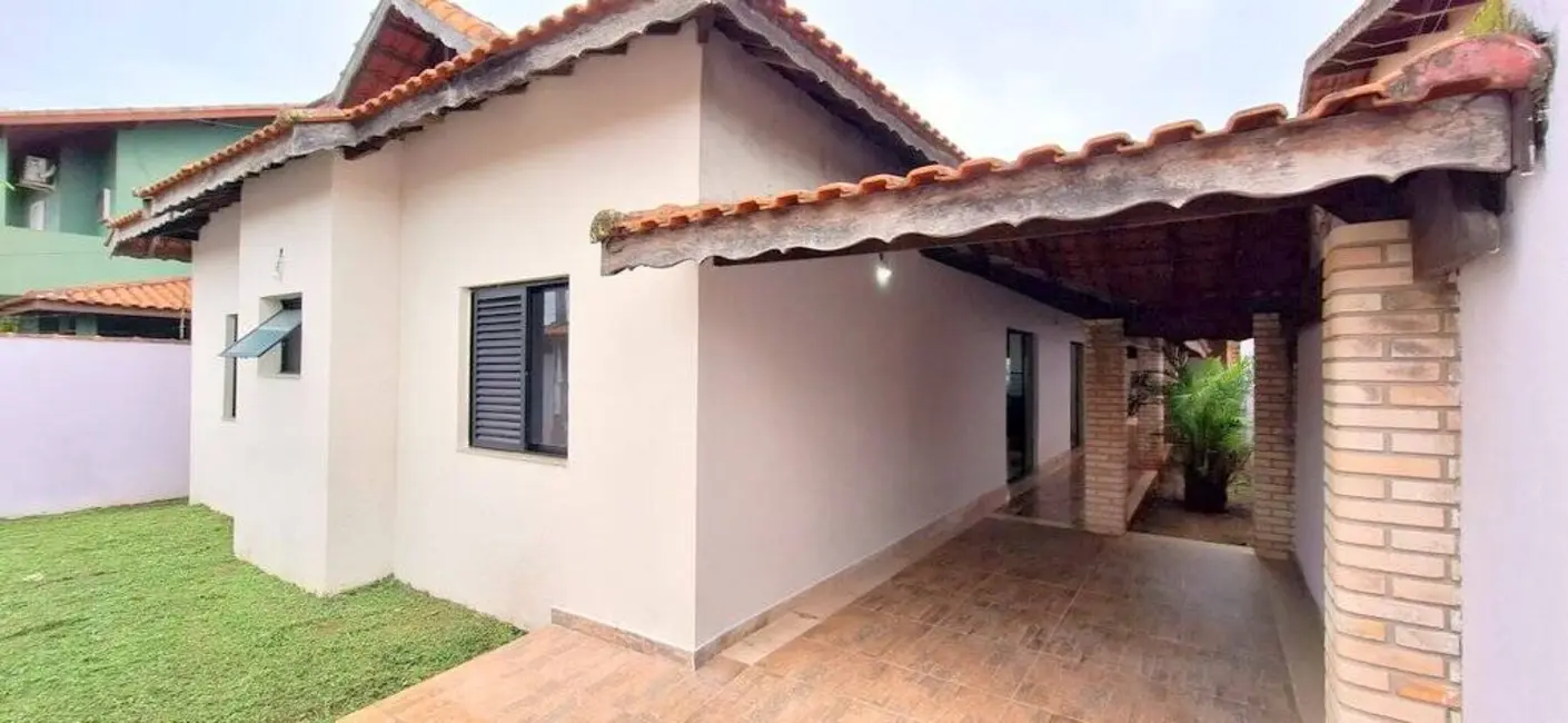 Foto 2 de Casa com 4 quartos à venda, 360m2 em Peruibe - SP