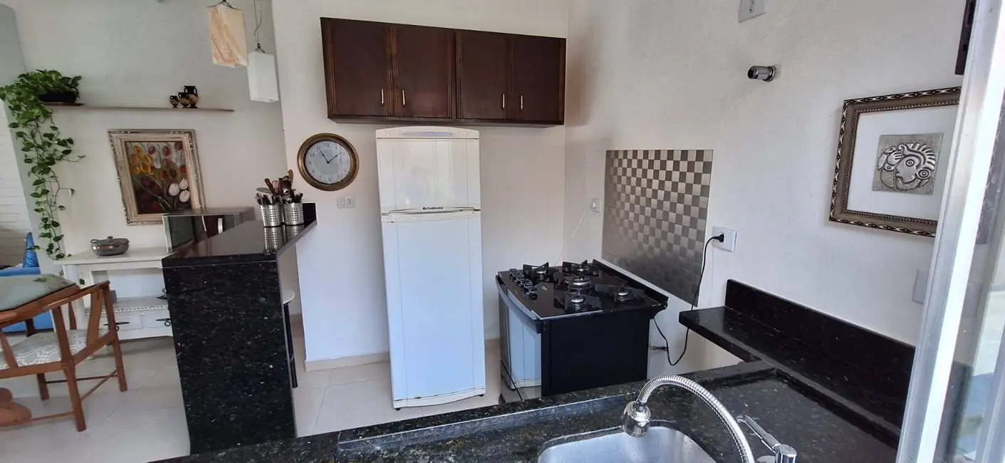 Casa com 4 quartos à venda, 320m2 em Peruibe - SP - imagem 7 Foto 7 de Casa com 4 quartos à venda, 320m2 em Peruibe - SP