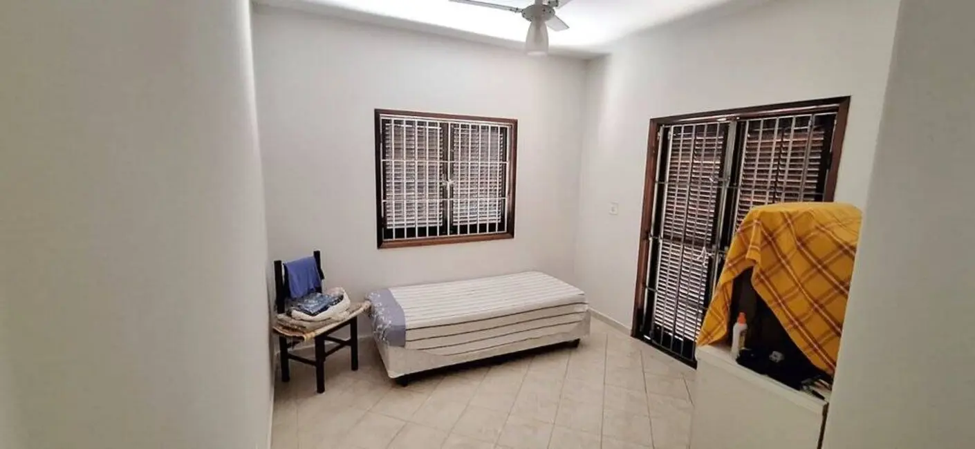 Foto 5 de Casa com 3 quartos à venda, 266m2 em Peruibe - SP