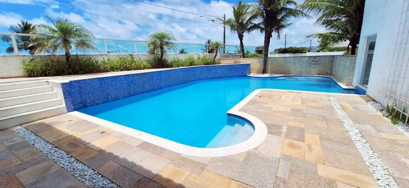 Casa com 7 quartos à venda, 823m2 em Peruibe - SP - imagem 5 Foto 5 de Casa com 7 quartos à venda, 823m2 em Peruibe - SP