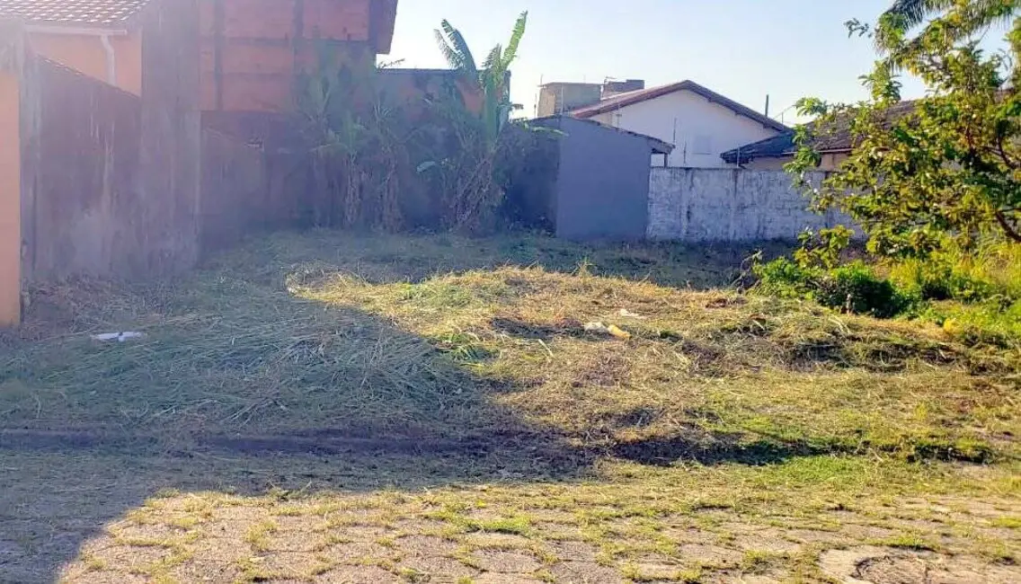 Foto 2 de Terreno / Lote à venda, 268m2 em Peruibe - SP