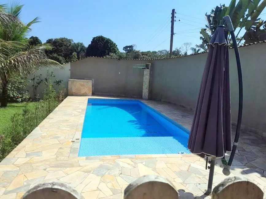 Chácara com 3 quartos à venda, 138m2 em Peruibe - SP - imagem 3 Foto 3 de Chácara com 3 quartos à venda, 138m2 em Peruibe - SP