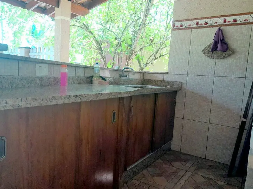 Chácara com 3 quartos à venda, 138m2 em Peruibe - SP - imagem 9 Foto 9 de Chácara com 3 quartos à venda, 138m2 em Peruibe - SP