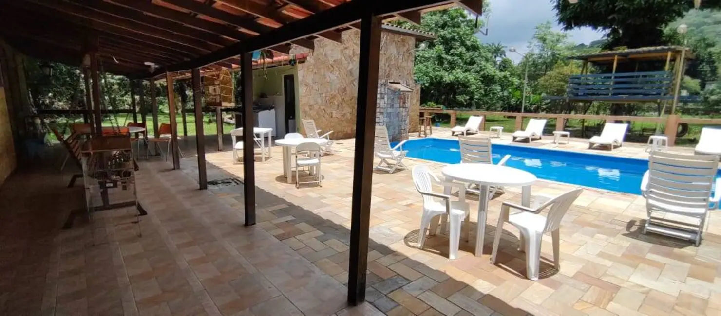 Chácara com 3 quartos à venda, 250m2 em Peruibe - SP - imagem 3 Foto 3 de Chácara com 3 quartos à venda, 250m2 em Peruibe - SP
