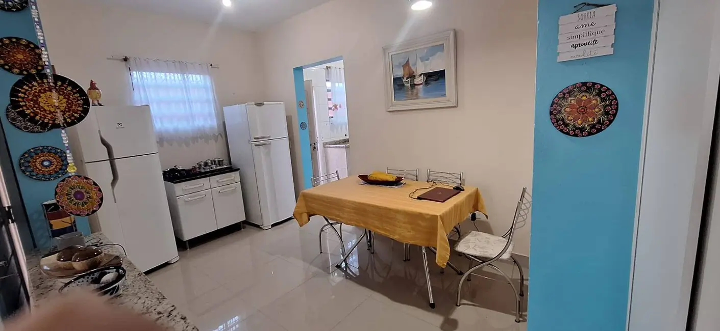 Casa com 3 quartos à venda, 133m2 em Peruibe - SP - imagem 3 Foto 3 de Casa com 3 quartos à venda, 133m2 em Peruibe - SP