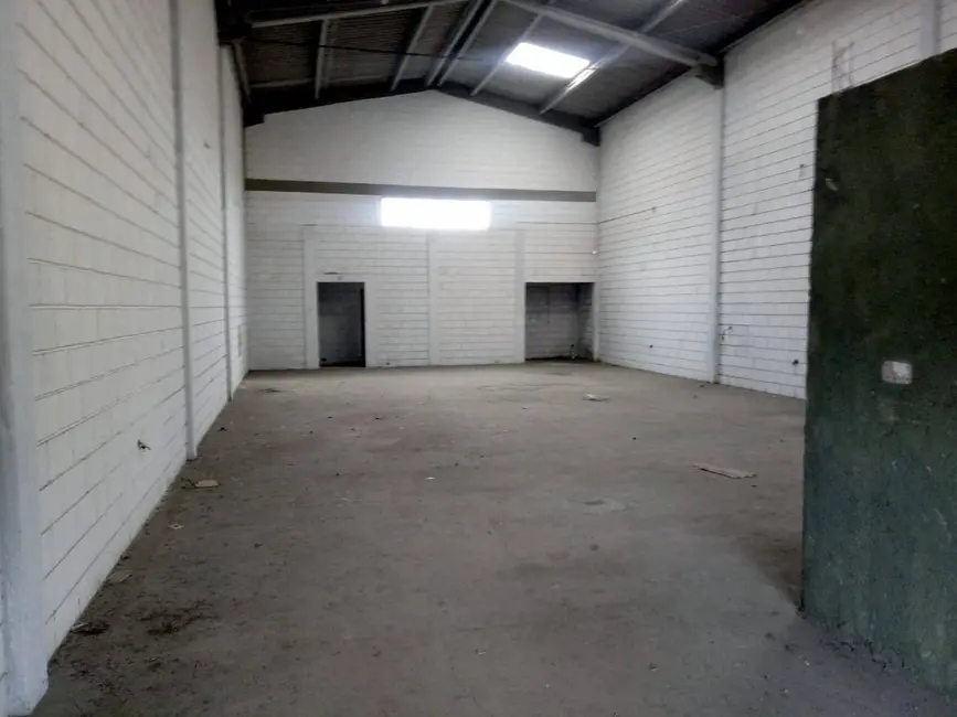 Armazém / Galpão para alugar, 225m2 em Peruibe - SP - imagem 4 Foto 4 de Armazém / Galpão para alugar, 225m2 em Peruibe - SP