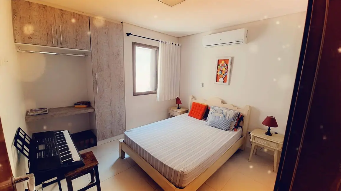 Casa com 3 quartos à venda, 128m2 em Peruibe - SP - imagem 7 Foto 7 de Casa com 3 quartos à venda, 128m2 em Peruibe - SP