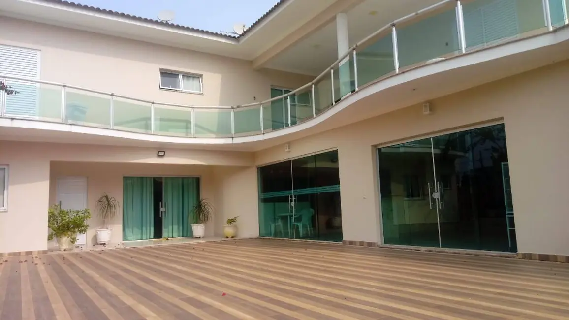 Casa com 5 quartos à venda, 544m2 em Peruibe - SP - imagem 7 Foto 7 de Casa com 5 quartos à venda, 544m2 em Peruibe - SP