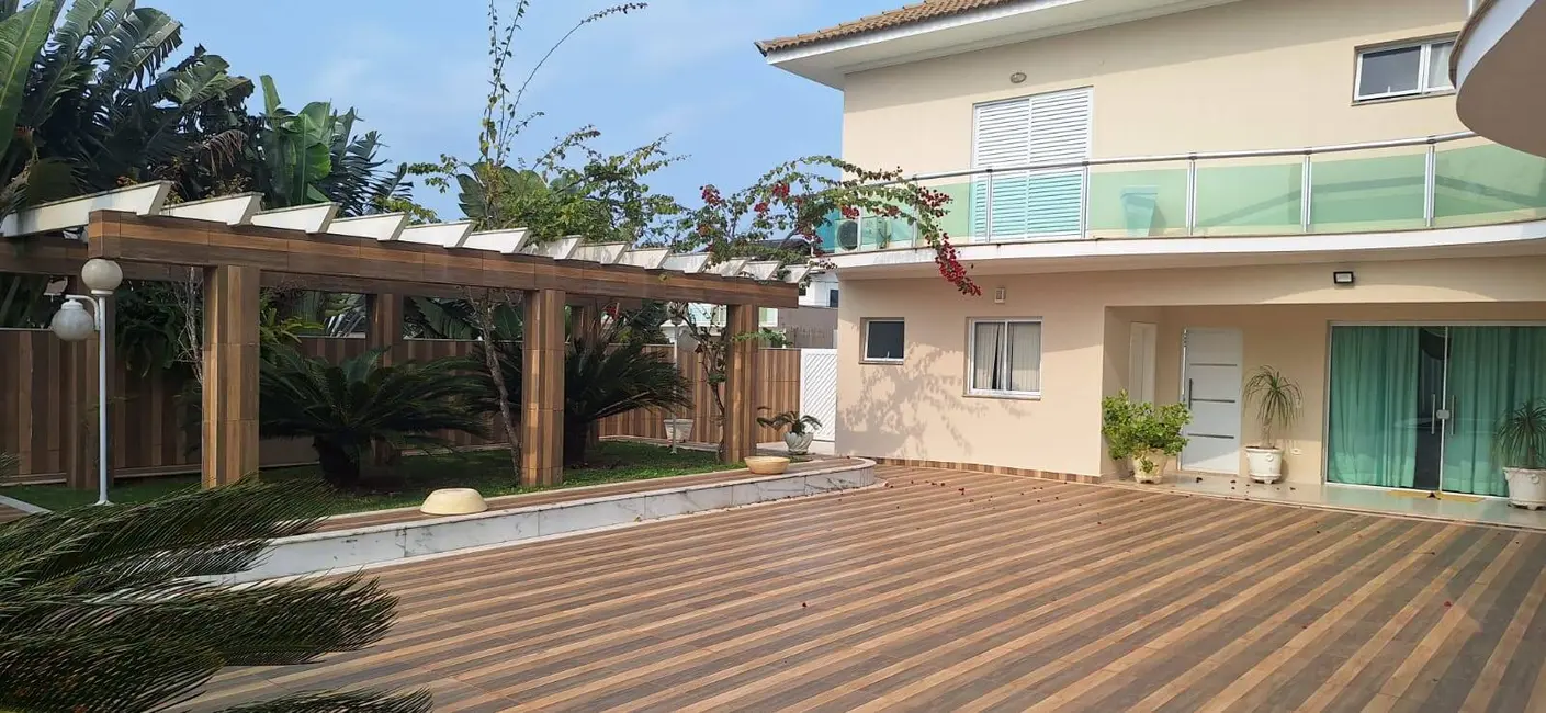 Casa com 5 quartos à venda, 544m2 em Peruibe - SP - imagem 4 Foto 4 de Casa com 5 quartos à venda, 544m2 em Peruibe - SP