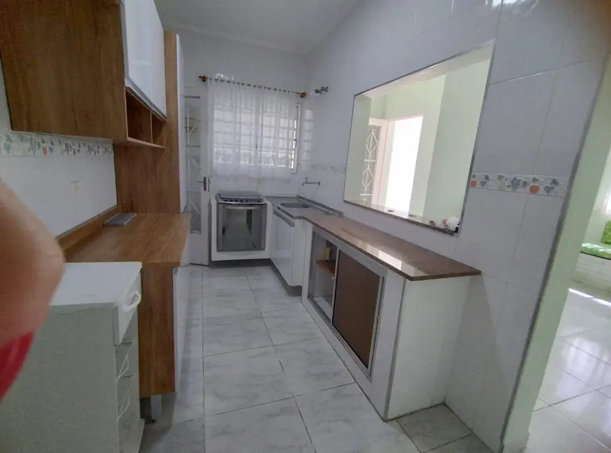 Casa com 2 quartos à venda em Peruibe - SP - imagem 6 Foto 6 de Casa com 2 quartos à venda em Peruibe - SP