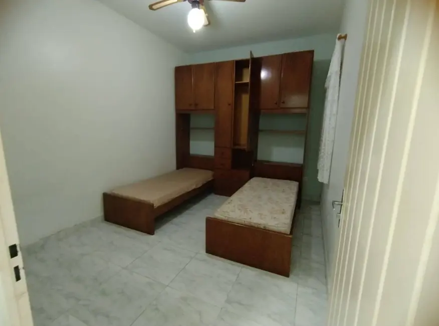 Casa com 2 quartos à venda em Peruibe - SP - imagem 8 Foto 8 de Casa com 2 quartos à venda em Peruibe - SP