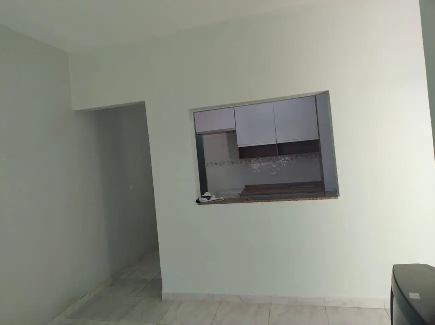 Foto 2 de Casa com 2 quartos à venda em Peruibe - SP