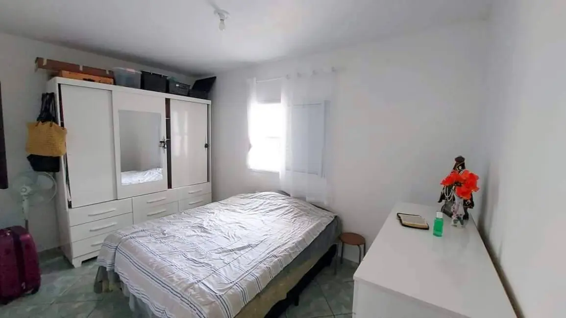 Casa com 2 quartos à venda, 65m2 em Peruibe - SP - imagem 7 Foto 7 de Casa com 2 quartos à venda, 65m2 em Peruibe - SP