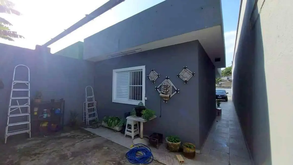 Casa com 2 quartos à venda, 65m2 em Peruibe - SP - imagem 1 Foto 1 de Casa com 2 quartos à venda, 65m2 em Peruibe - SP
