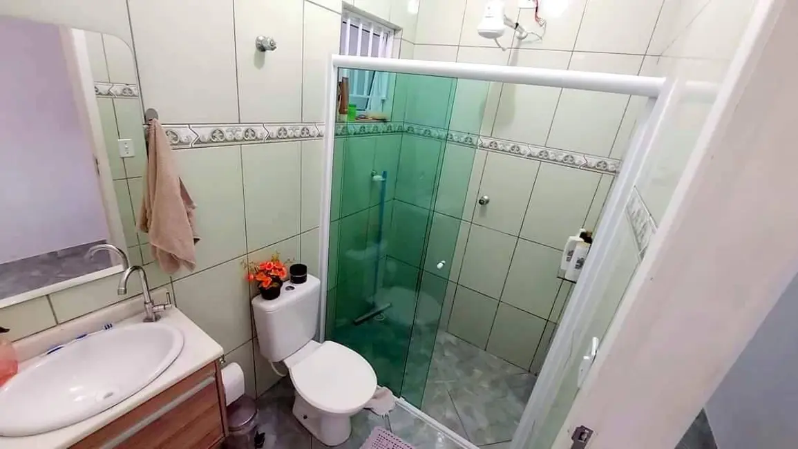 Casa com 2 quartos à venda, 65m2 em Peruibe - SP - imagem 2 Foto 2 de Casa com 2 quartos à venda, 65m2 em Peruibe - SP