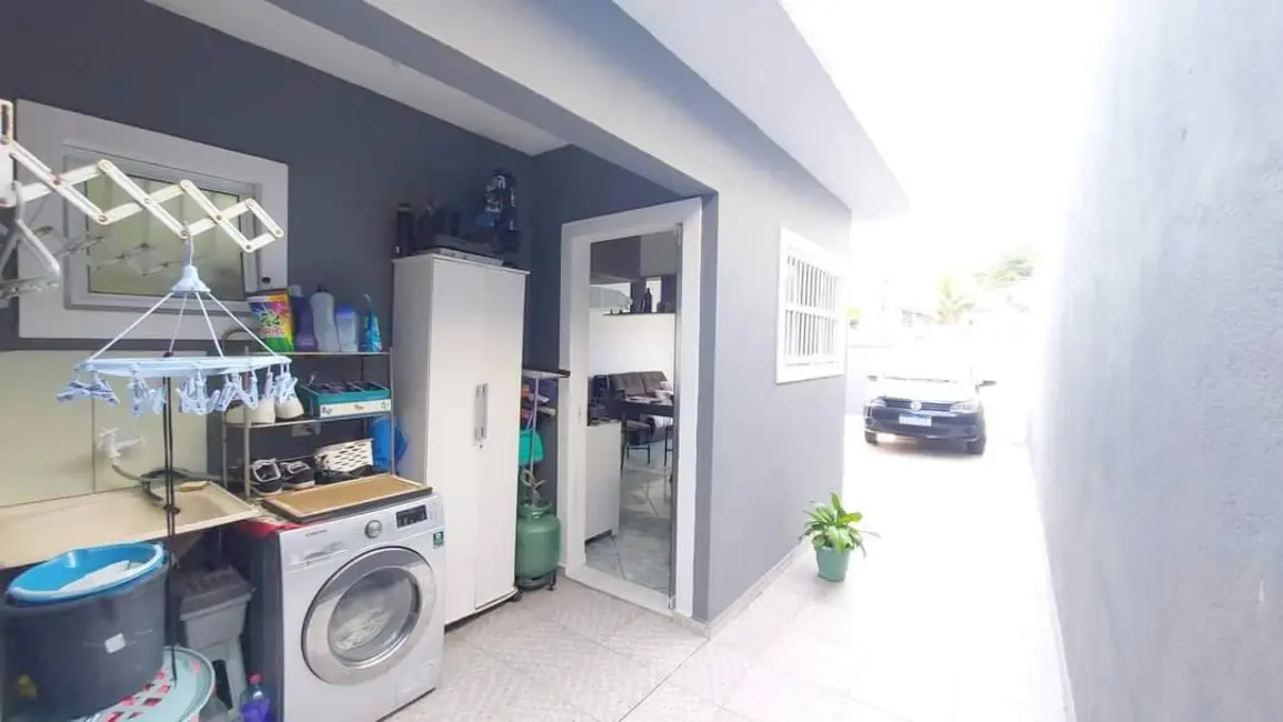 Casa com 2 quartos à venda, 65m2 em Peruibe - SP - imagem 4 Foto 4 de Casa com 2 quartos à venda, 65m2 em Peruibe - SP