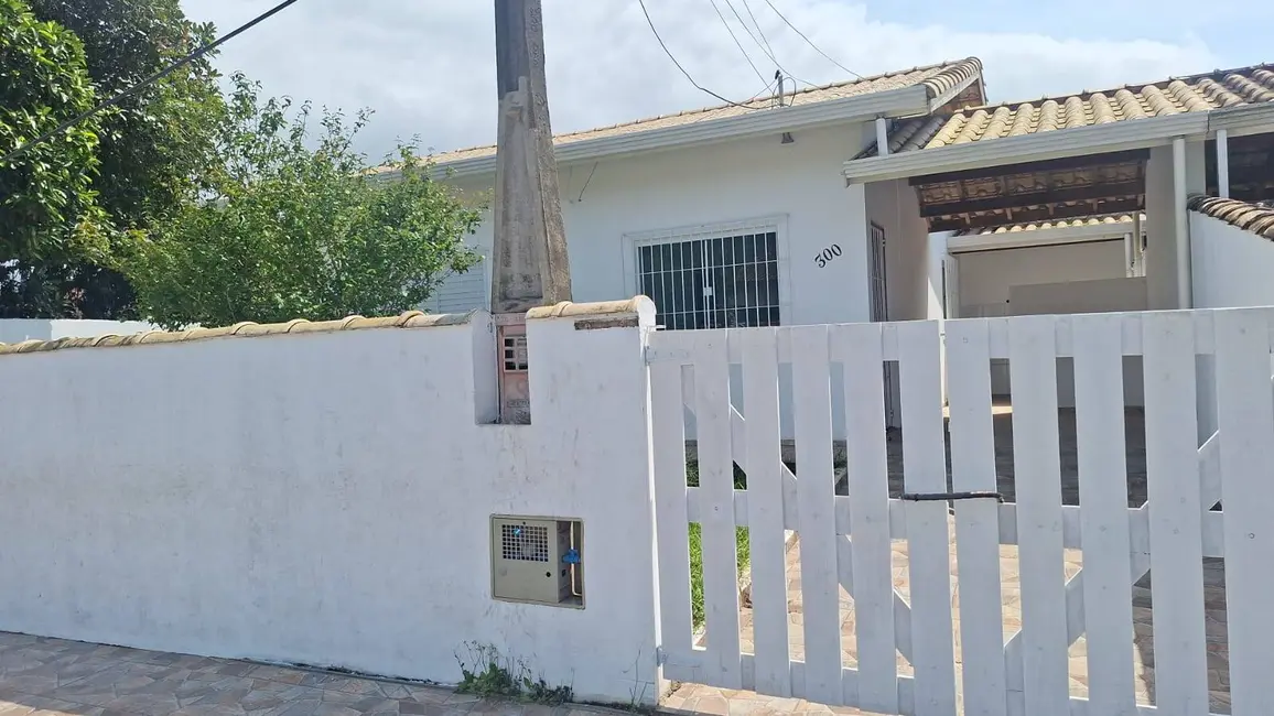 Casa com 2 quartos à venda, 68m2 em Peruibe - SP - imagem 1 Foto 1 de Casa com 2 quartos à venda, 68m2 em Peruibe - SP
