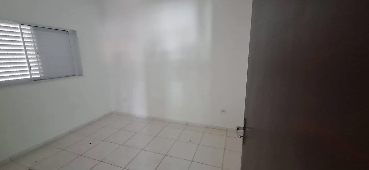 Casa com 2 quartos à venda, 68m2 em Peruibe - SP - imagem 8 Foto 8 de Casa com 2 quartos à venda, 68m2 em Peruibe - SP
