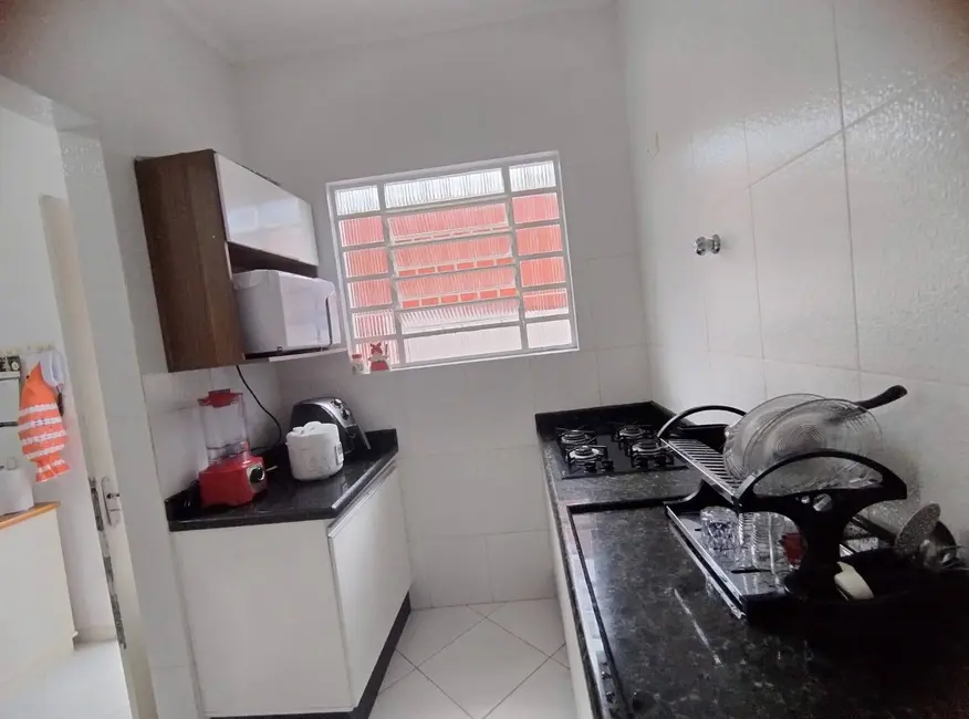 Casa com 3 quartos à venda, 151m2 em Peruibe - SP - imagem 6 Foto 6 de Casa com 3 quartos à venda, 151m2 em Peruibe - SP