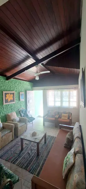 Casa com 3 quartos à venda, 153m2 em Peruibe - SP - imagem 4 Foto 4 de Casa com 3 quartos à venda, 153m2 em Peruibe - SP
