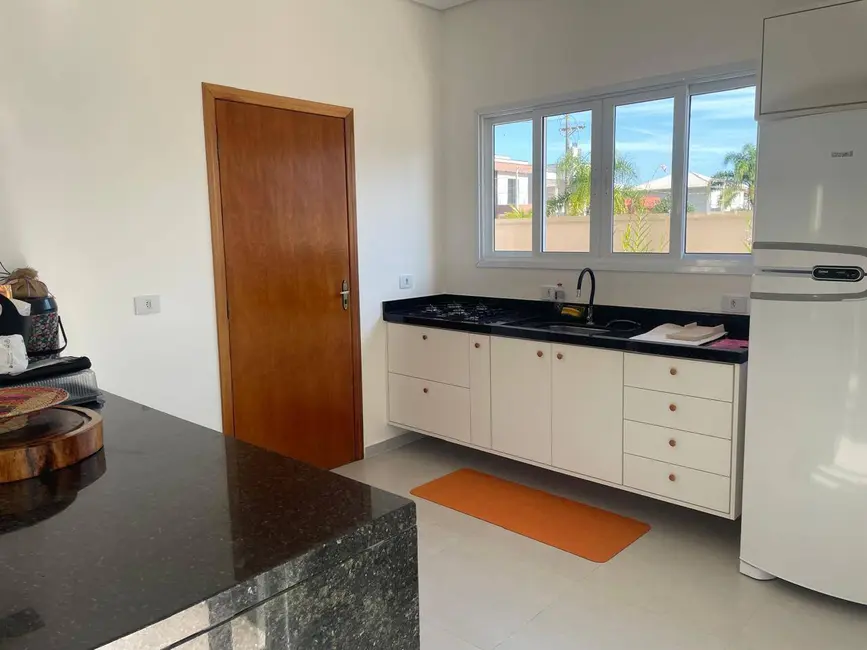 Casa com 4 quartos à venda, 254m2 em Peruibe - SP - imagem 5 Foto 5 de Casa com 4 quartos à venda, 254m2 em Peruibe - SP