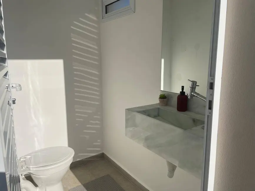 Casa com 4 quartos à venda, 254m2 em Peruibe - SP - imagem 6 Foto 6 de Casa com 4 quartos à venda, 254m2 em Peruibe - SP