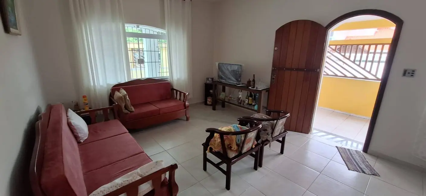 Casa com 3 quartos à venda, 140m2 em Peruibe - SP - imagem 6 Foto 6 de Casa com 3 quartos à venda, 140m2 em Peruibe - SP